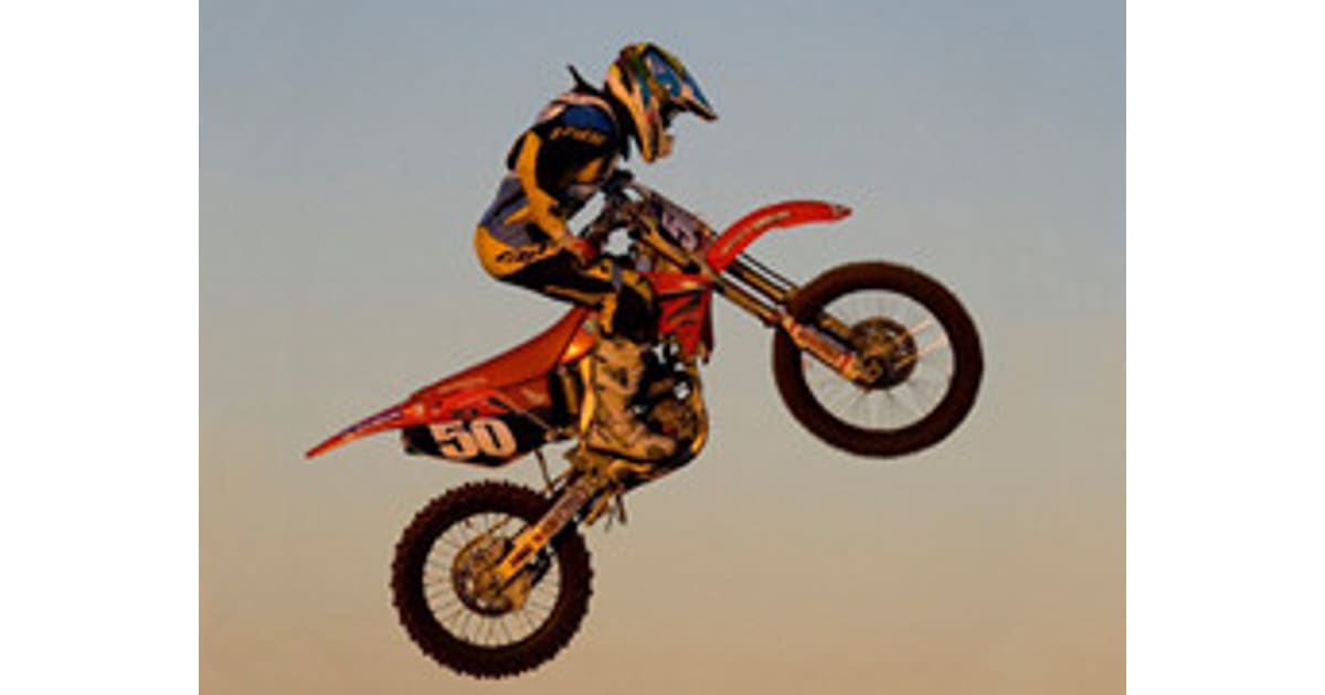 Impossible Bike Stunts Racing Game